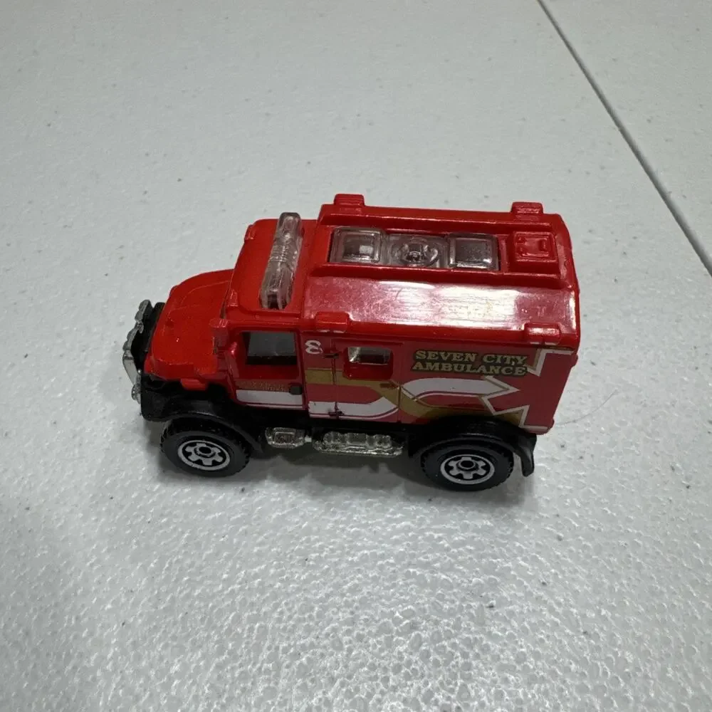 Lot Of 10 Die Cast Cars Toy Vehicles Helicopter Hot Wheels, Matchbox, Unbranded